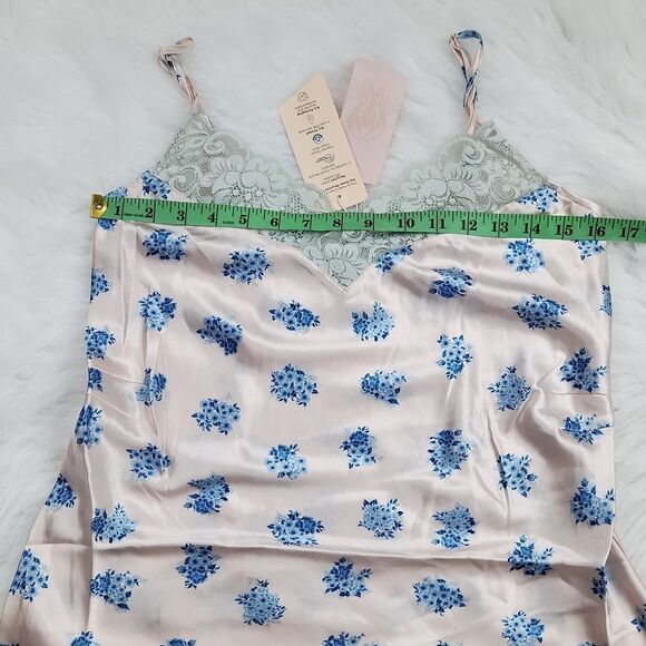 We are HAH -418 NWT Hot As Hell - Let it Slip Ditsy Floral French Blue Medium - Picture 5 of 7